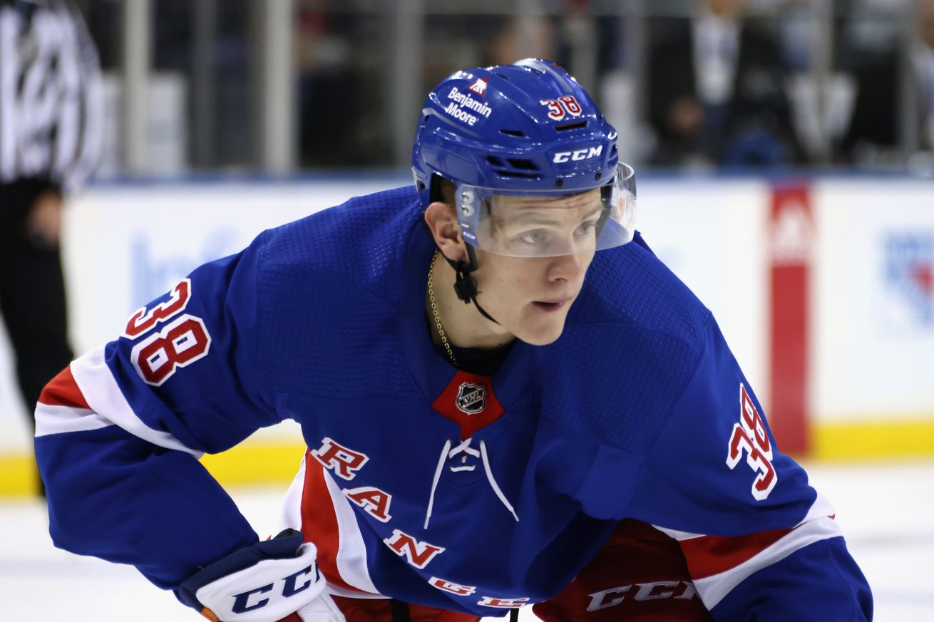 New York Islanders v New York Rangers