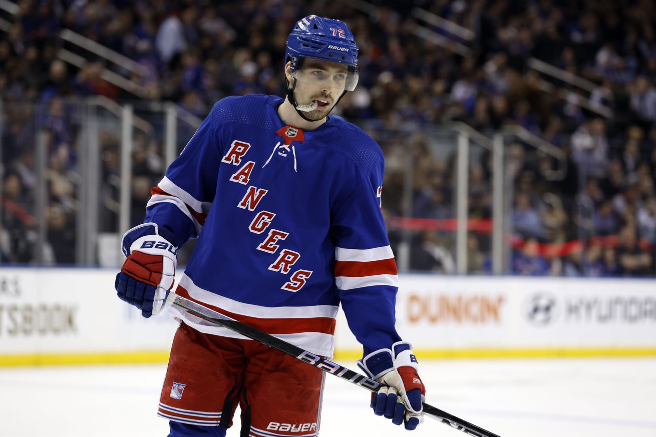 Carolina Hurricanes v New York Rangers