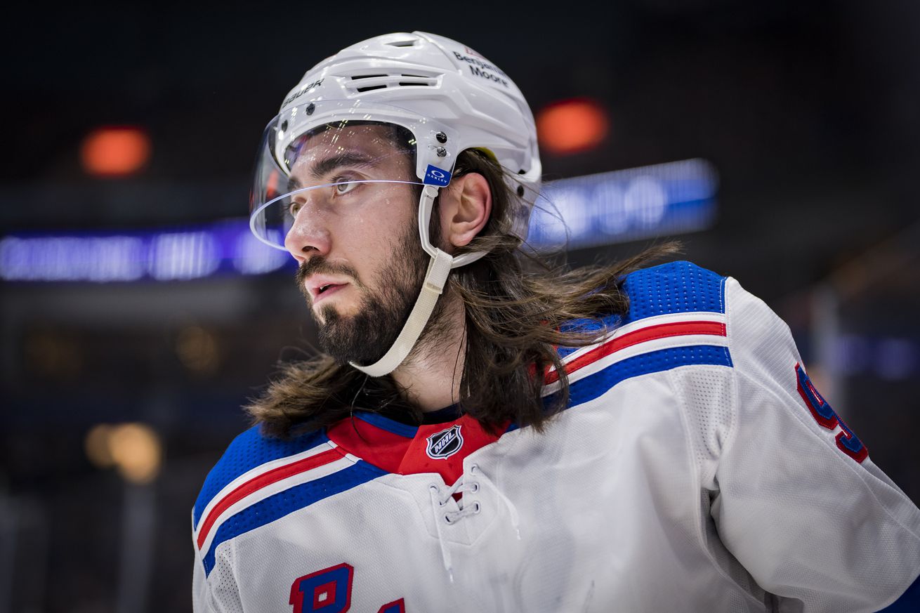 NHL: New York Rangers at Vancouver Canucks