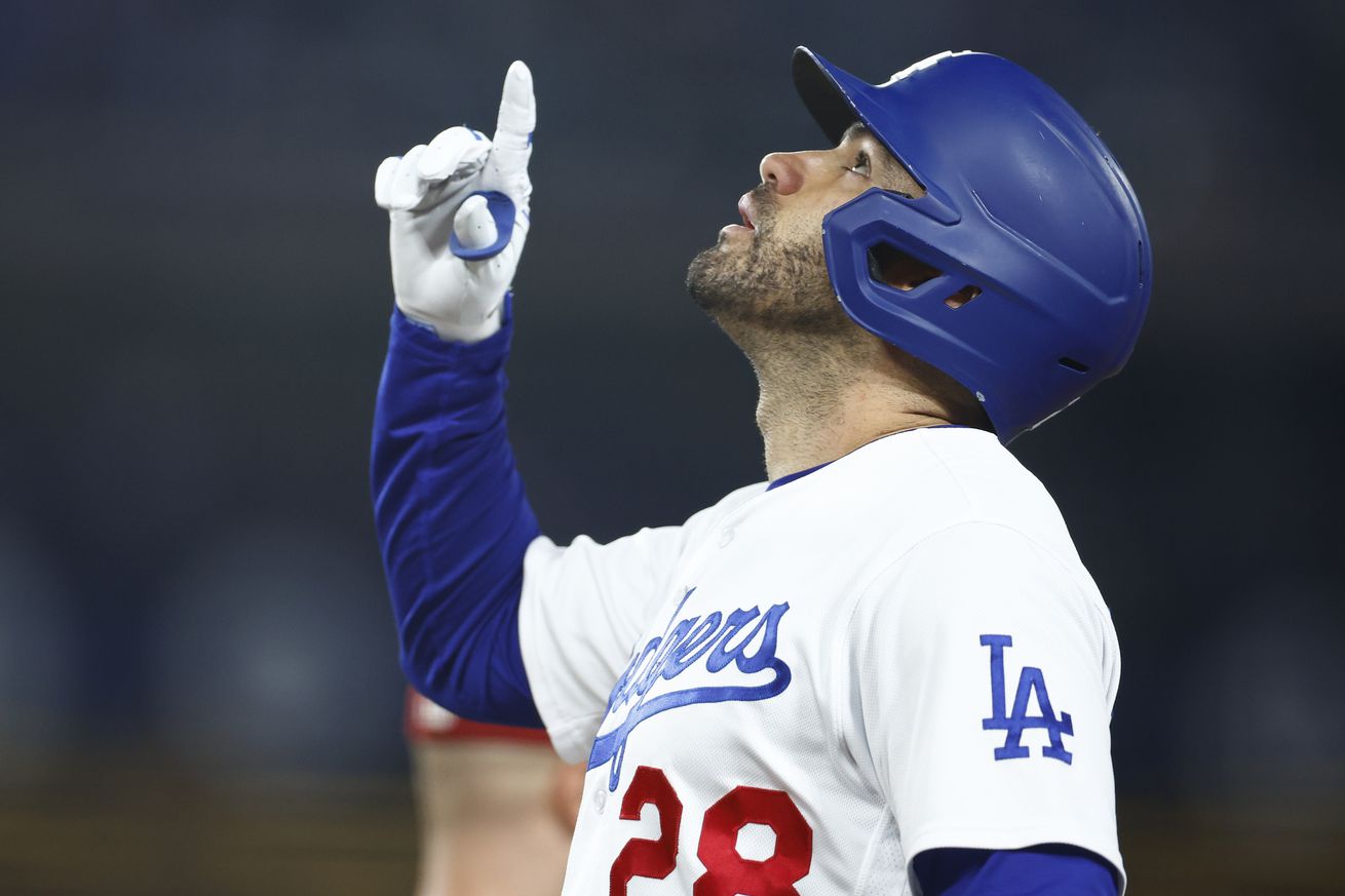 Division Series - Arizona Diamondbacks v Los Angeles Dodgers - Game Two