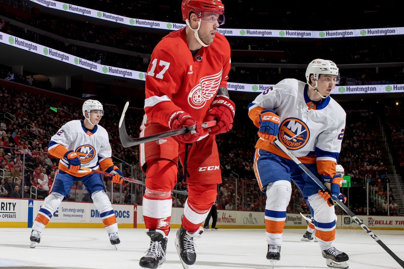 New York Islanders v Detroit Red Wings