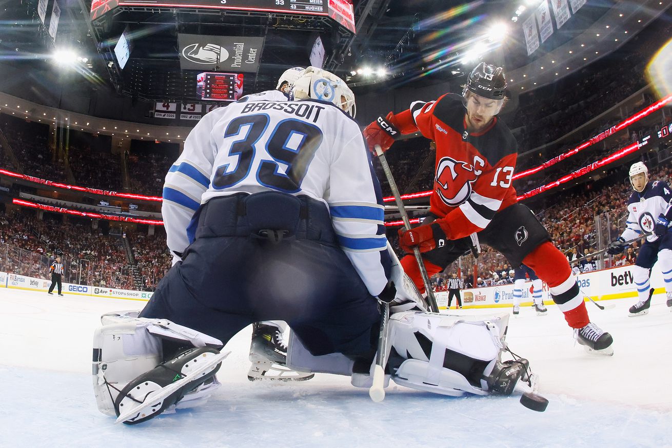 Winnipeg Jets v New Jersey Devils