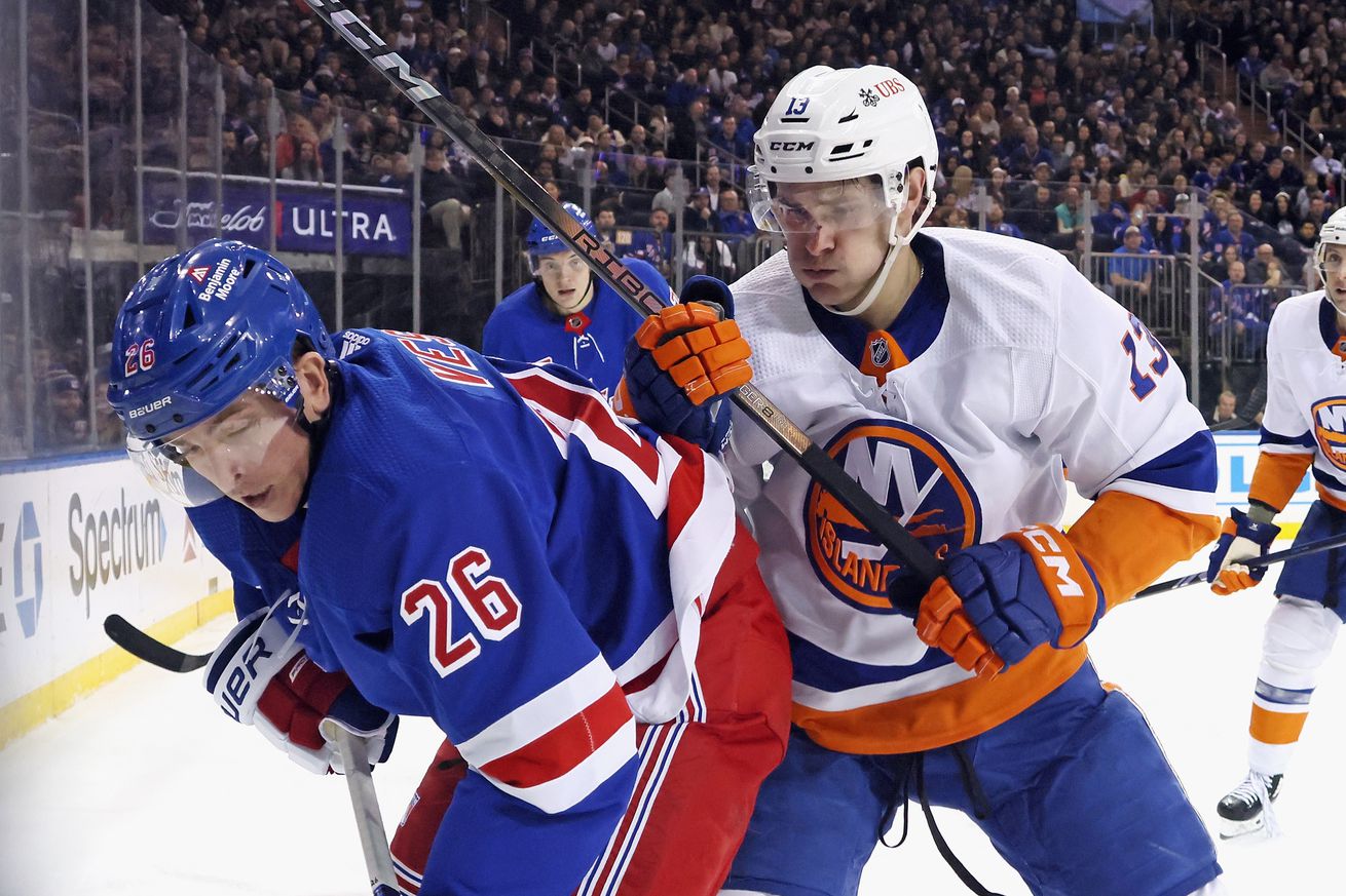 New York Islanders v New York Rangers