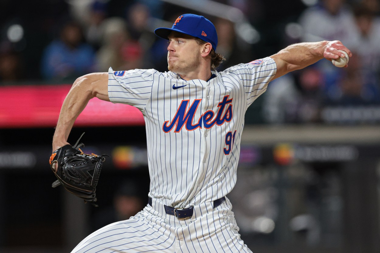MLB: St. Louis Cardinals at New York Mets Apr 26, 2024; New York City, New York, USA; New York Mets relief pitcher Josh Walker (91) delivers a pitch in the sixth inning against the St. Louis Cardinals at Citi Field. Mandatory Credit: Vincent Carchietta-USA TODAY Sports