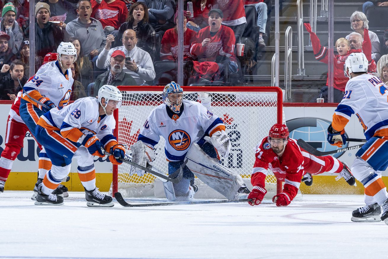 New York Islanders v Detroit Red Wings