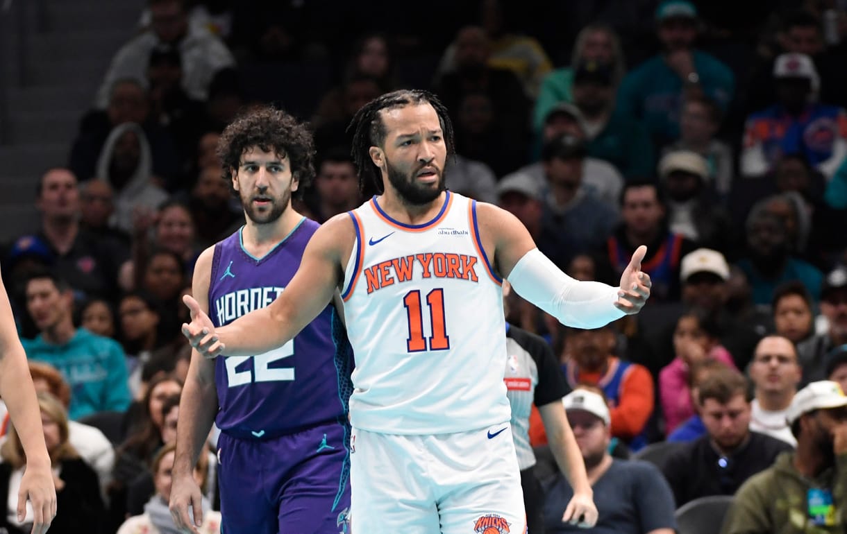 NBA: New York Knicks at Charlotte Hornets Nov 29, 2024; Charlotte, North Carolina, USA; New York Knicks guard Jalen Brunson (11) complains about a possible foul during the second half against the Charlotte Hornets at the Spectrum Center. Mandatory Credit: Sam Sharpe-Imagn Images