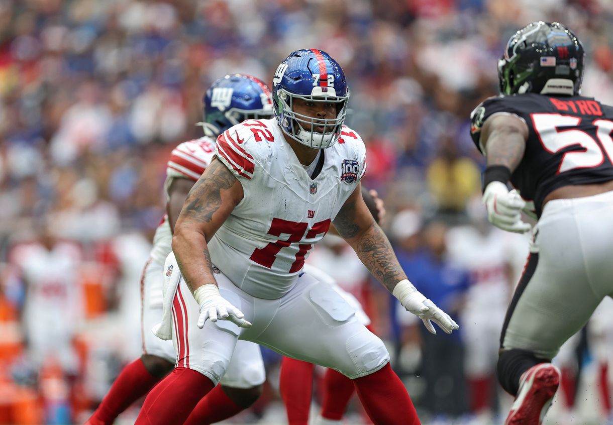 NFL: New York Giants at Houston Texans, jermaine eluemunor NFL: New York Giants at Houston Texans, jermaine eluemunor