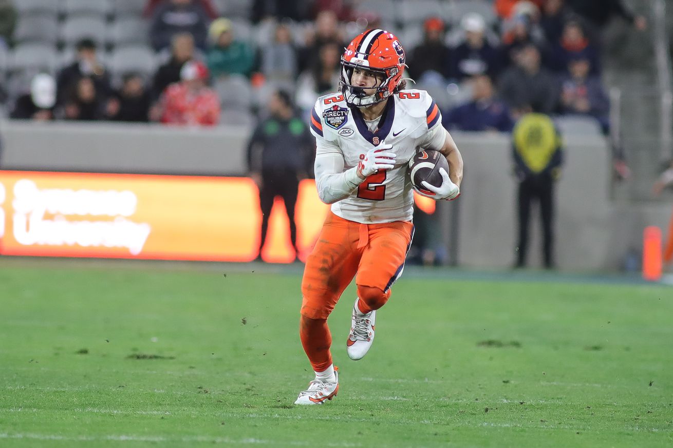 COLLEGE FOOTBALL: DEC 27 DirecTV Holiday Bowl - Syracuse vs Washington State