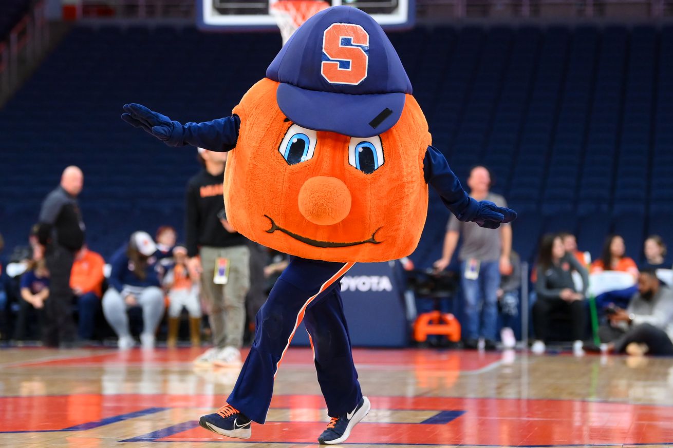 Miami v Syracuse