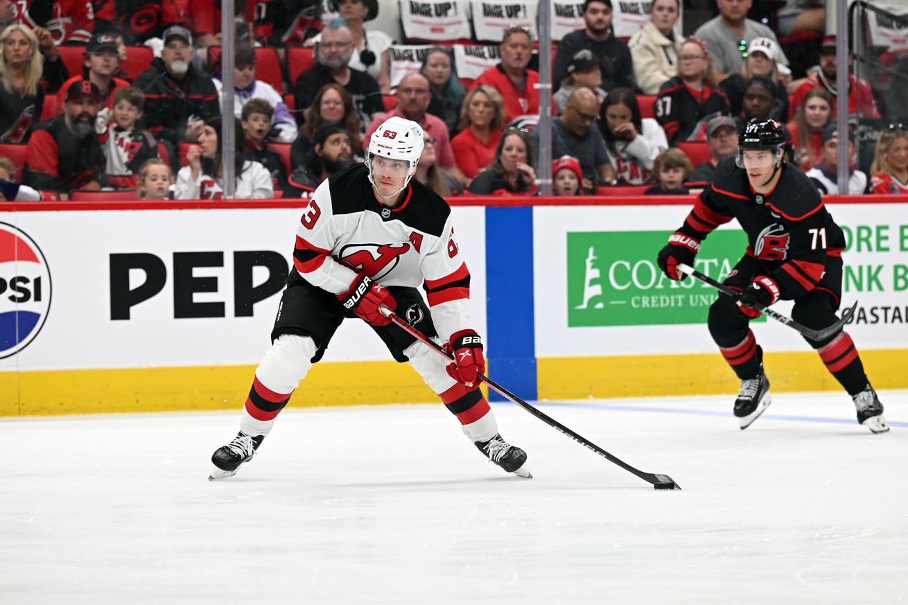 NHL: APR 20 Stanley Cup Playoffs First Round Devils at Hurricanes
