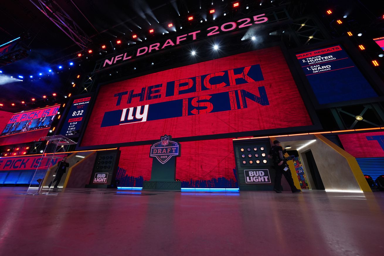 2025 NFL Draft - Round 1