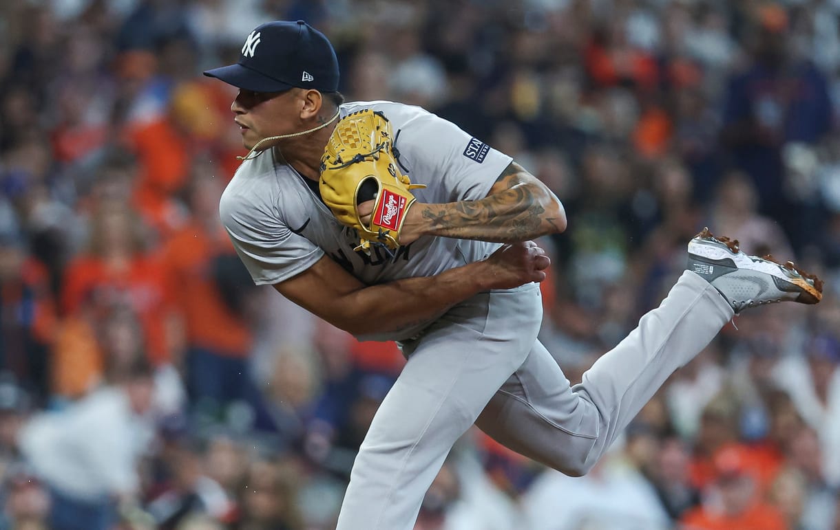 MLB: New York Yankees at Houston Astros Mar 28, 2024; Houston, Texas, USA; New York Yankees relief pitcher Jonathan Loaisiga (43) during the sixth inning against the Houston Astros at Minute Maid Park. Mandatory Credit: Troy Taormina-Imagn Images