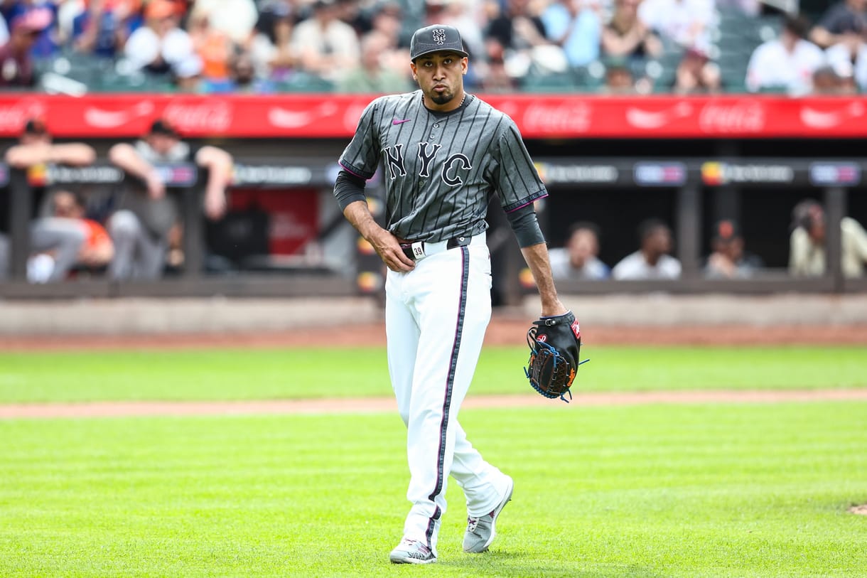 May 25, 2024; New York City, New York, USA; New York Mets pitcher Edwin Díaz (39) walks off the mound after blowing the save in the ninth inning against the San Francisco Giants at Citi Field. Mandatory Credit: Wendell Cruz-USA TODAY Sports