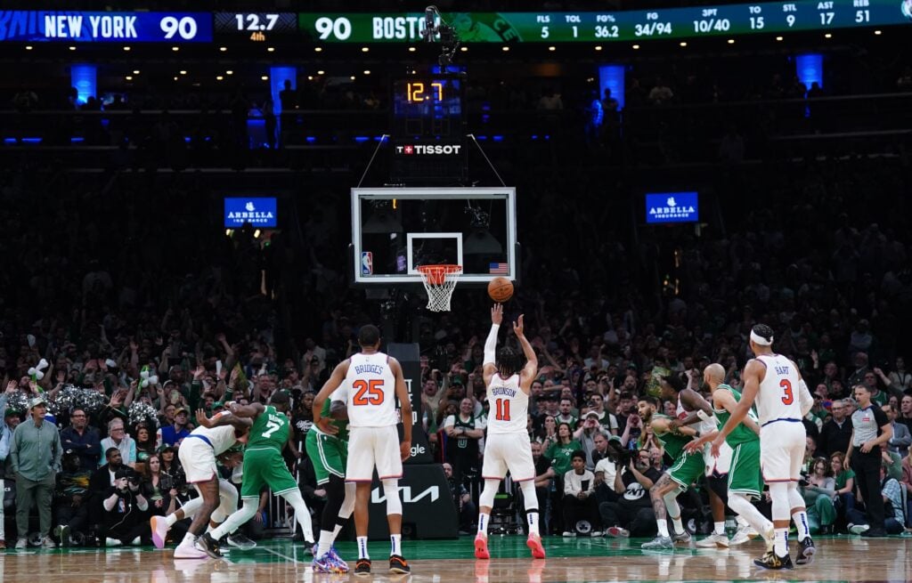 Jalen Brunson sinks both freethrows to seal a game 2 win for the Knicks in their rivalry against the Celtics