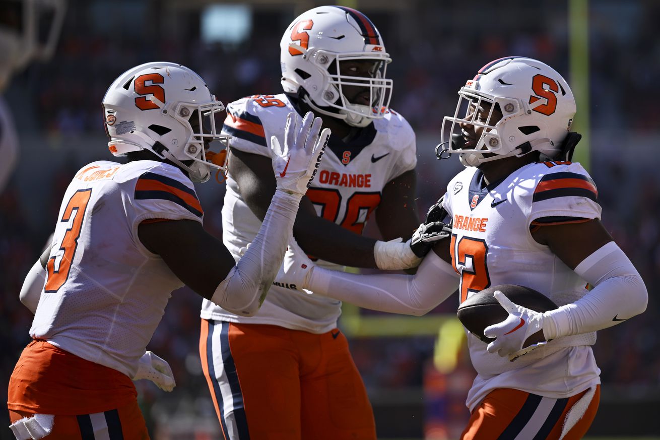 Syracuse v Clemson