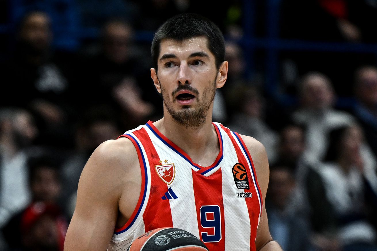 EA7 Emporio Armani Milan v Crvena Zvezda MeridianBet Belgrade - Turkish Airlines EuroLeague