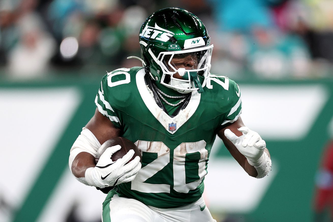 Miami Dolphins v New York Jets
