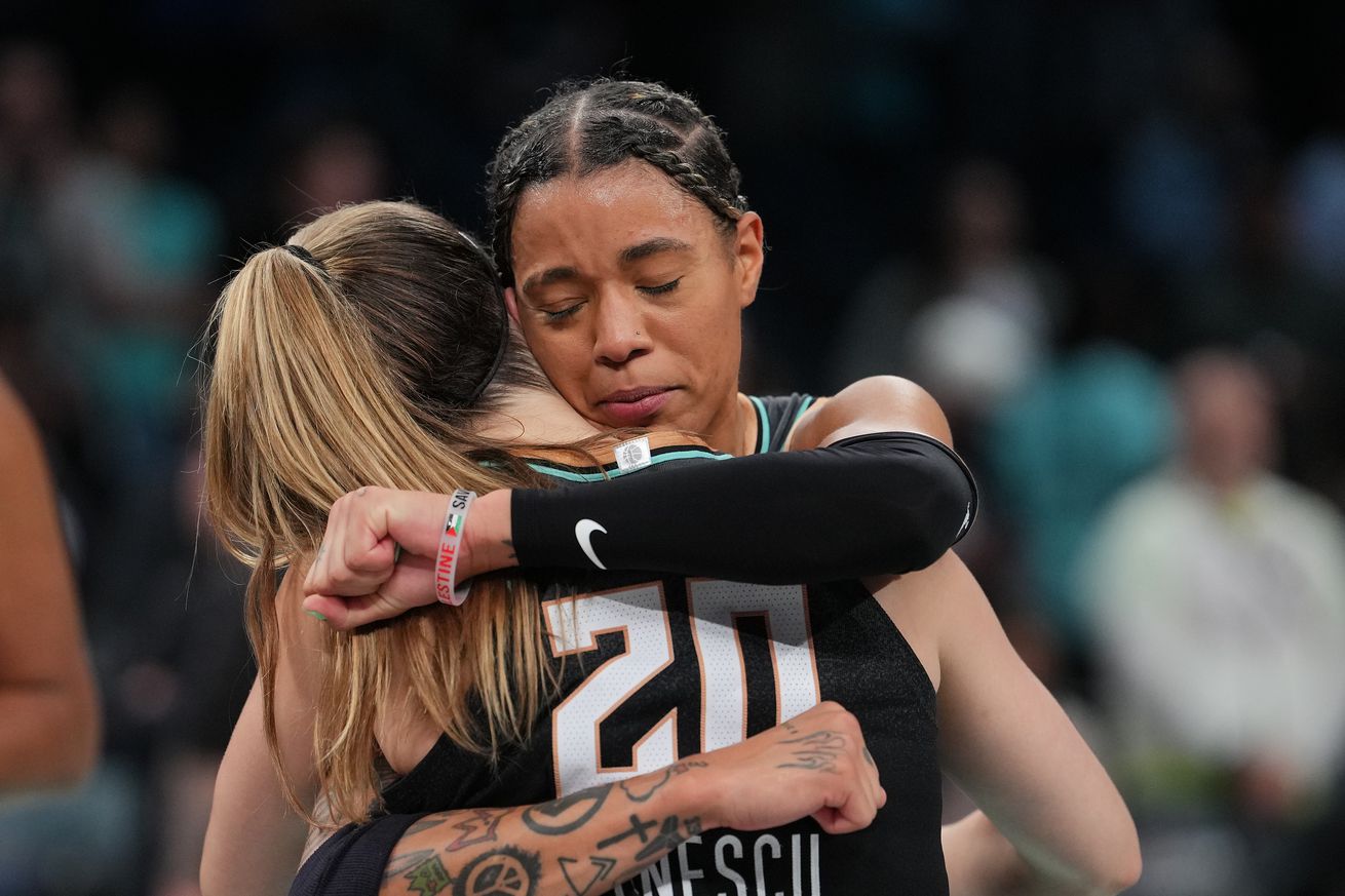 Atlanta Dream v New York Liberty