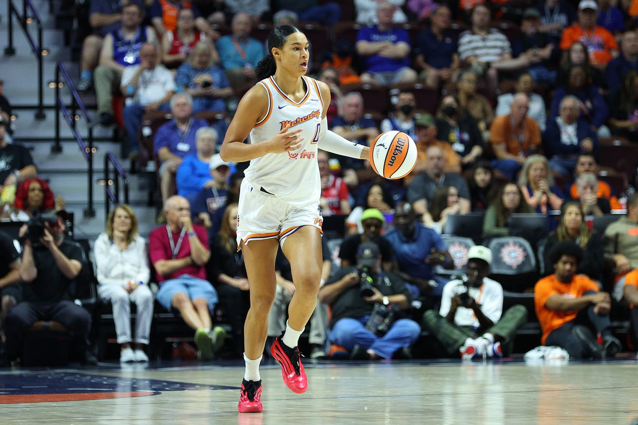 WNBA: JUN 18 Phoenix Mercury at Connecticut Sun