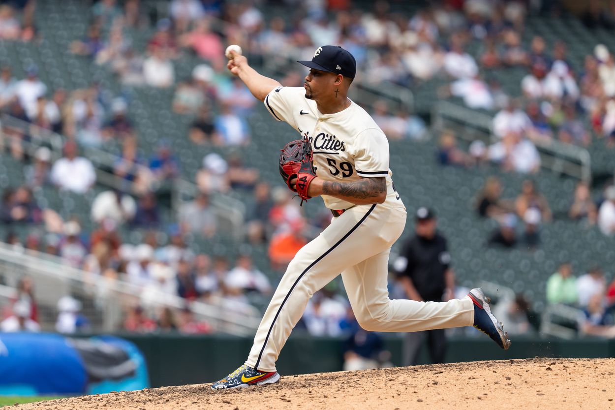 MLB: Toronto Blue Jays at Minnesota Twins MLB: Toronto Blue Jays at Minnesota Twins