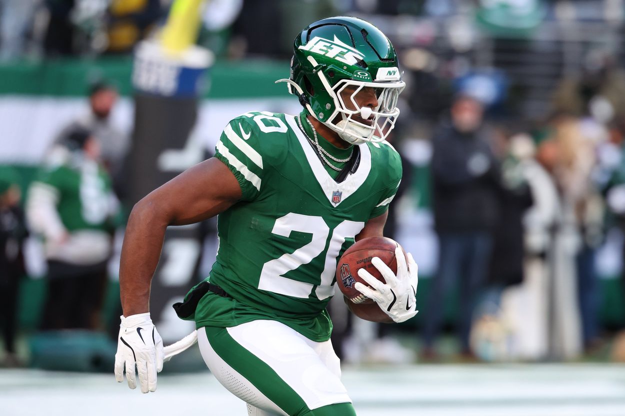 NFL: Miami Dolphins at New York Jets Breece Hall, Jets