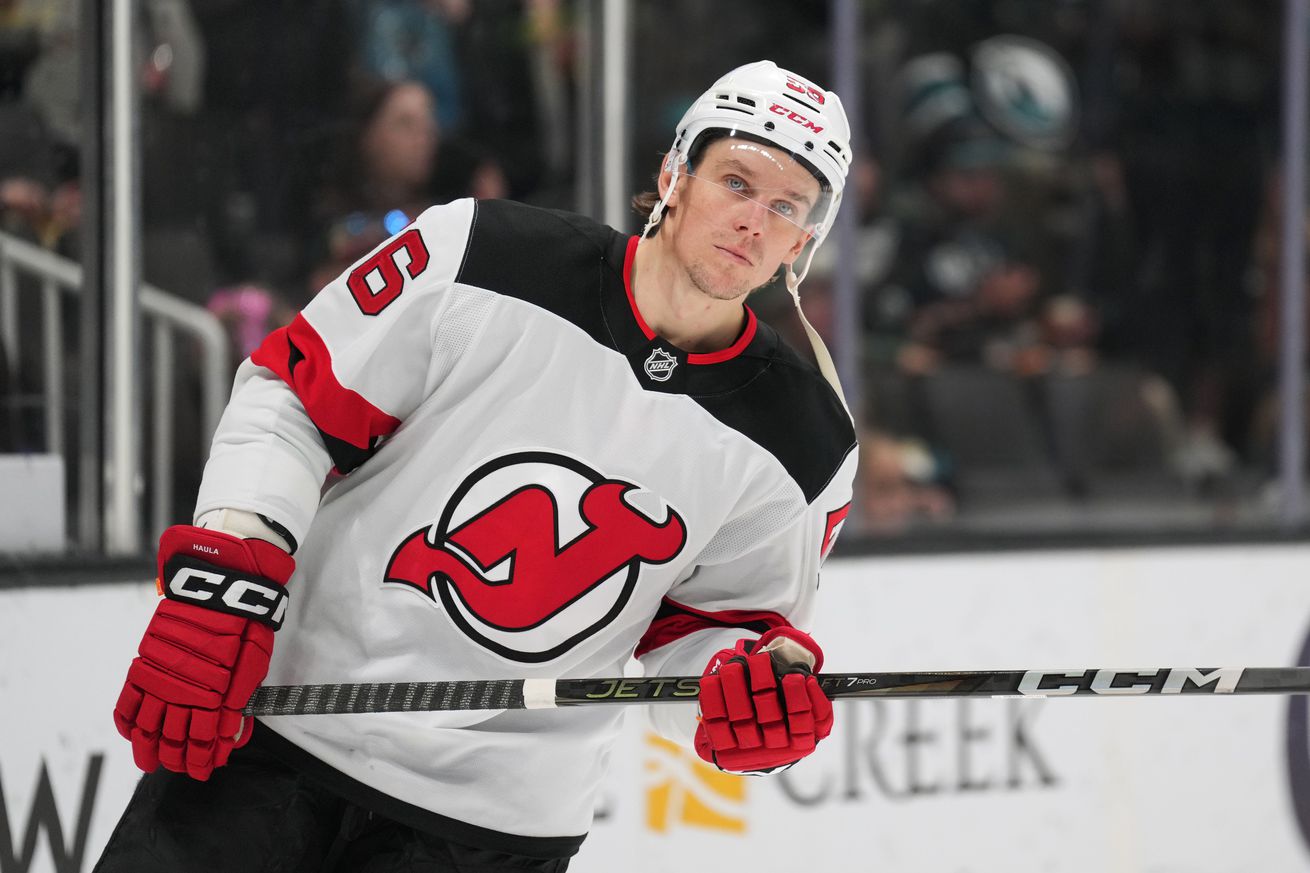 NHL: New Jersey Devils at San Jose Sharks
