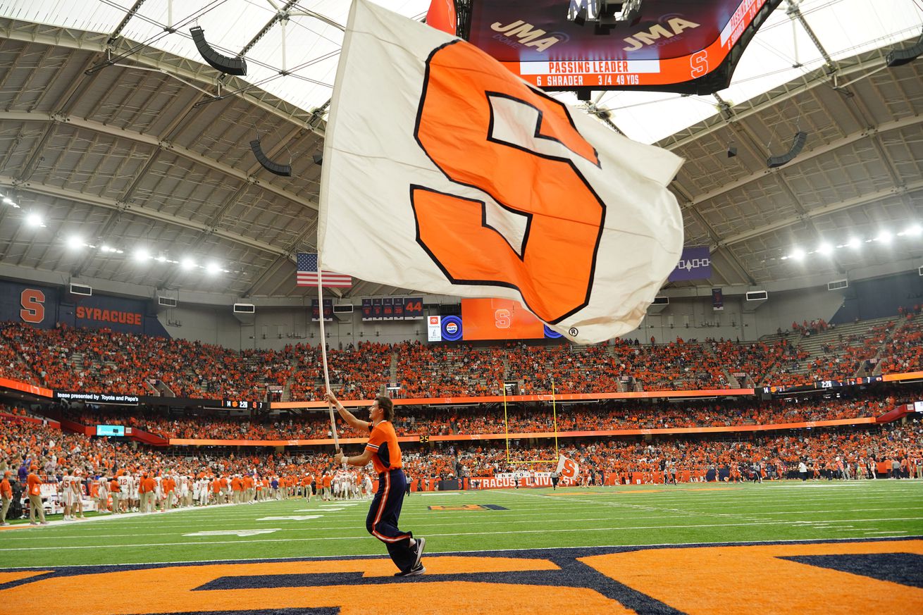 COLLEGE FOOTBALL: SEP 30 Clemson at Syracuse