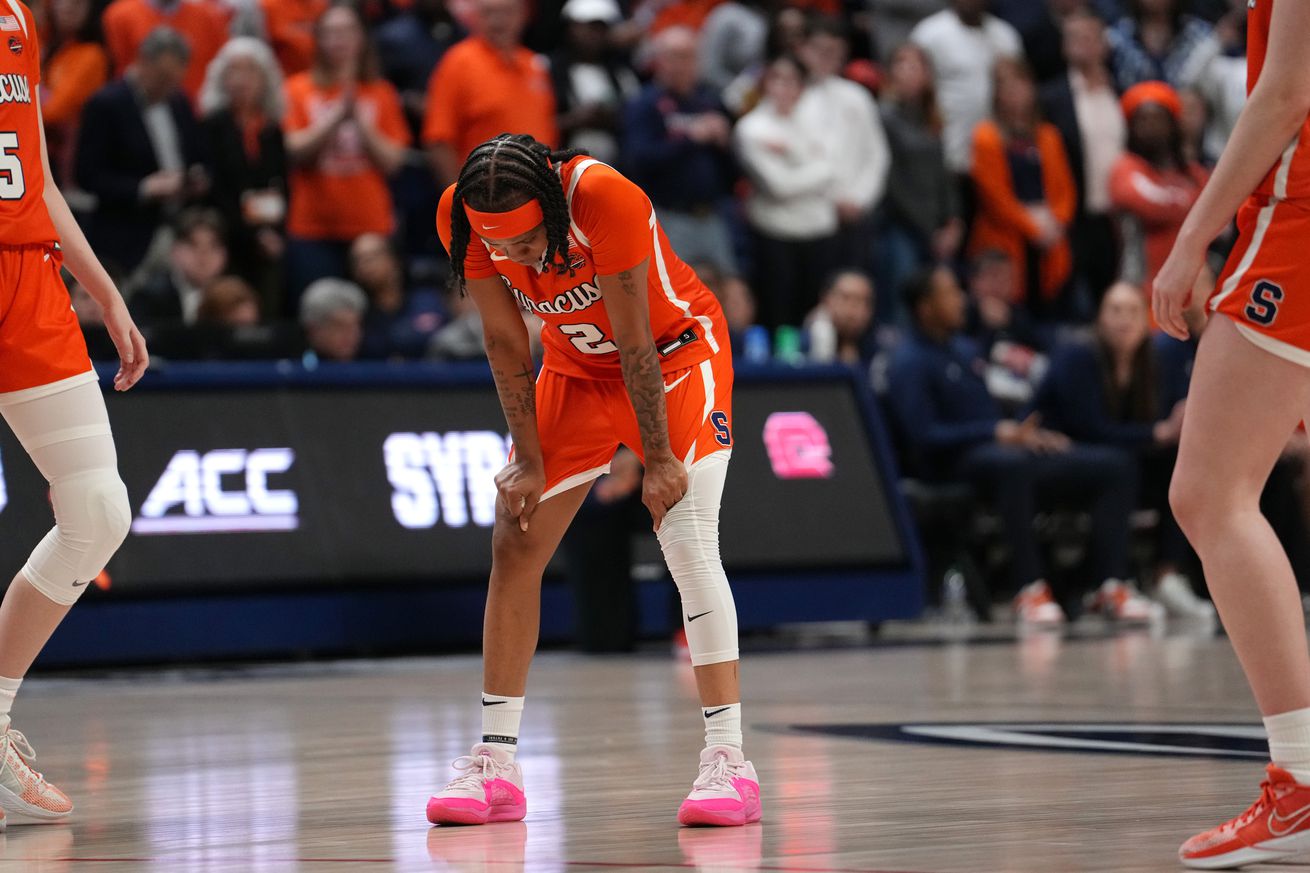 Connecticut v Syracuse