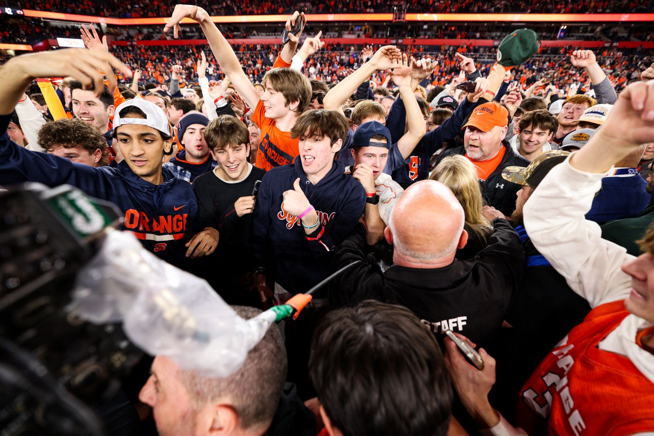 Miami v Syracuse