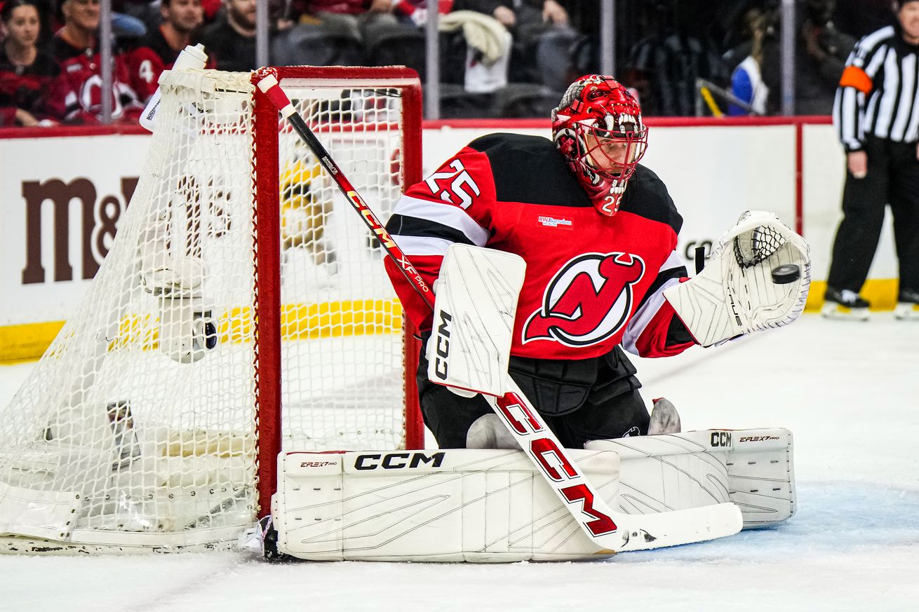 Carolina Hurricanes v New Jersey Devils - Game Three