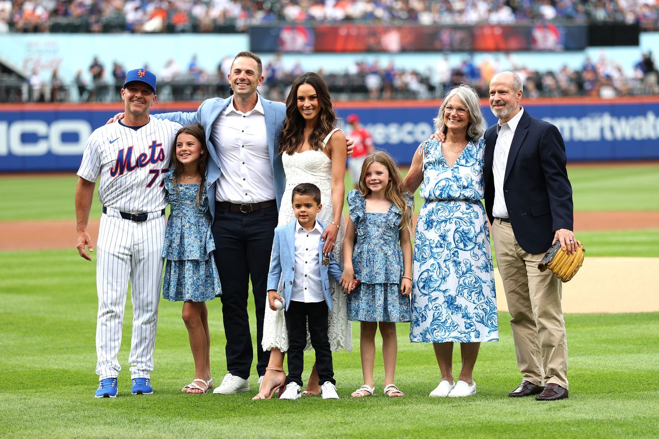 Cincinnati Reds v New York Mets