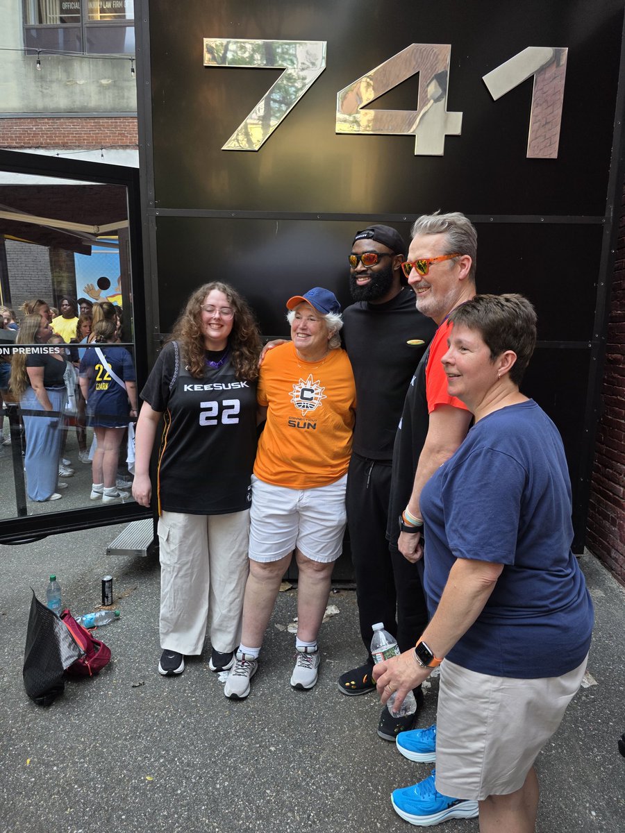 https://www.newyorksports.today/wp-content/uploads/2025/07/Gv7qdSfW0AEOsaK.jpg