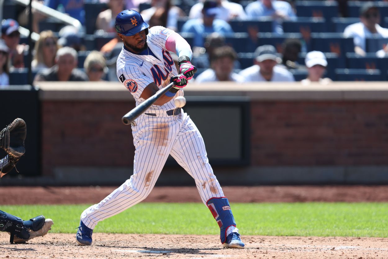MLB: New York Yankees at New York Mets MLB: New York Yankees at New York Mets