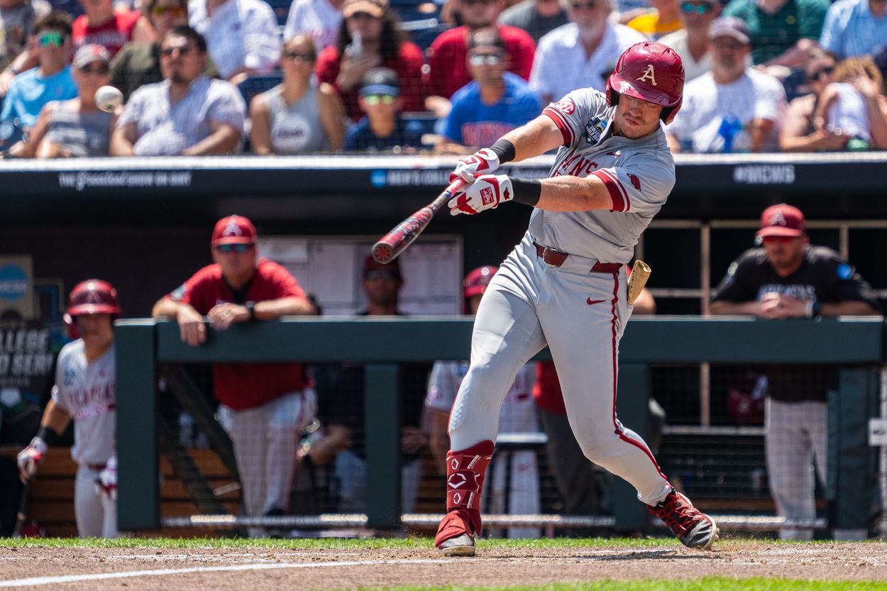 NCAA Baseball: College World Series-Arkansas v Murray State, Logan Maxwell, yankees NCAA Baseball: College World Series-Arkansas v Murray State, Logan Maxwell, yankees