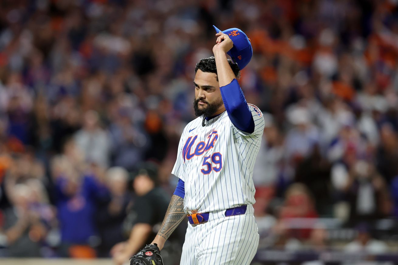 MLB: NLDS-Philadelphia Phillies at New York Mets