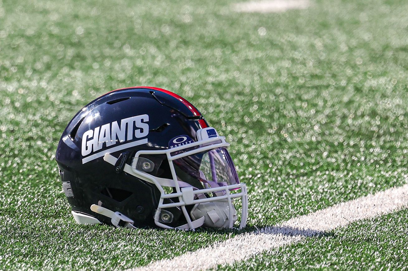 NFL: Washington Commanders at New York Giants