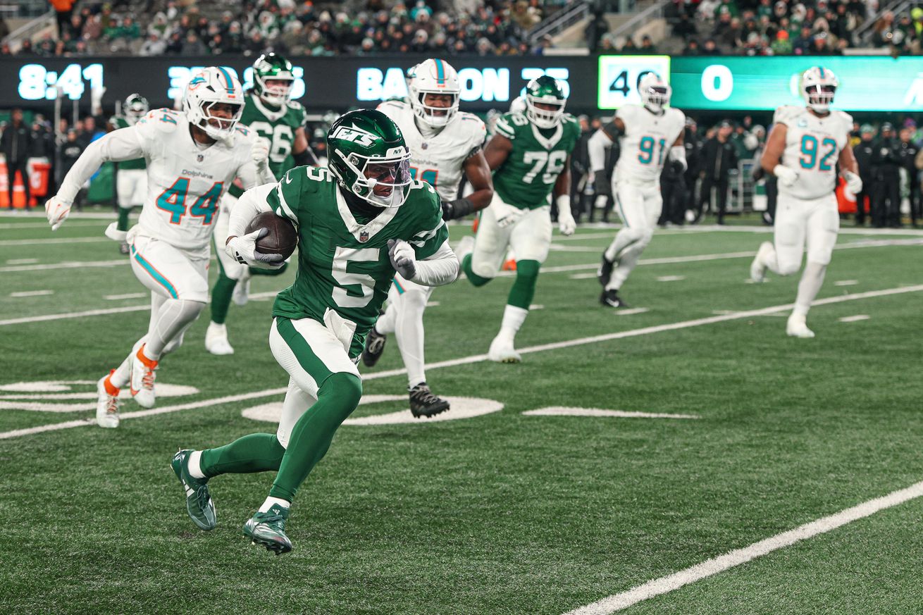 NFL: Miami Dolphins at New York Jets