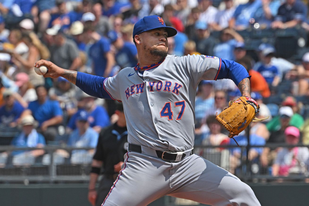 MLB: New York Mets at Kansas City Royals