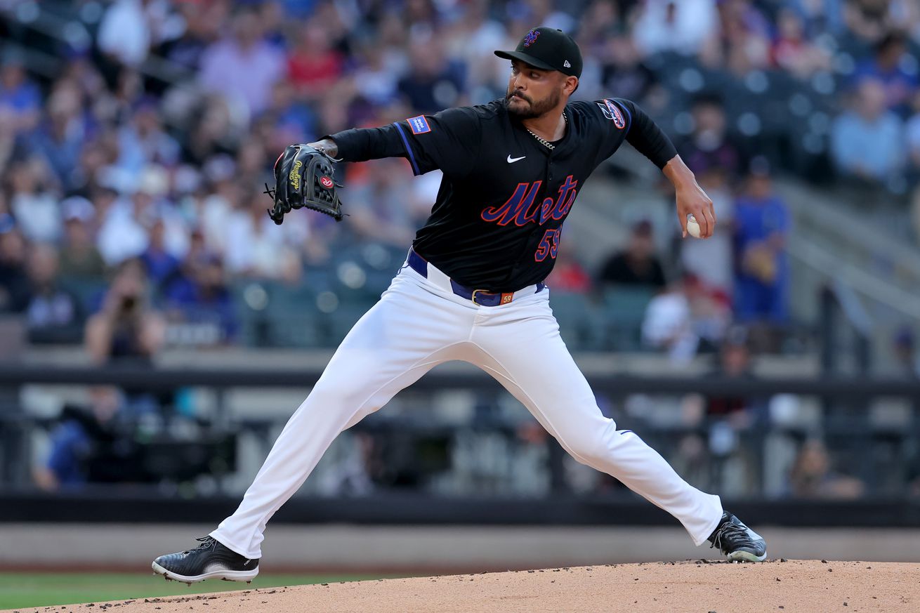 MLB: Cincinnati Reds at New York Mets