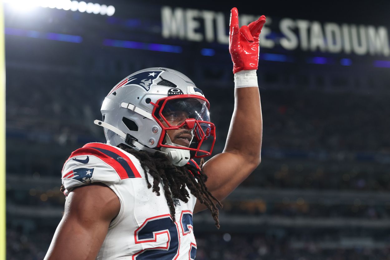 NFL: New England Patriots at New York Giants Kyle Dugger, NFL: New England Patriots at New York Giants