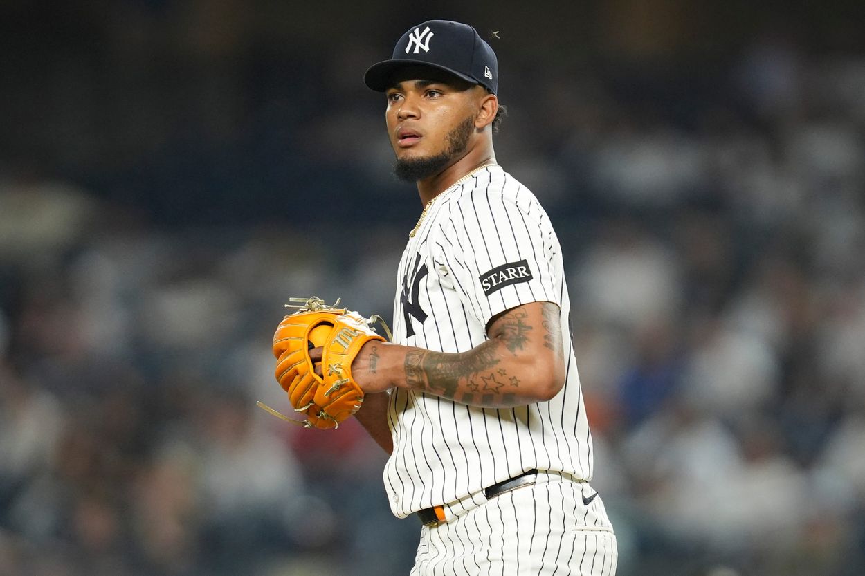 Syndication: The Record, doval, yankees