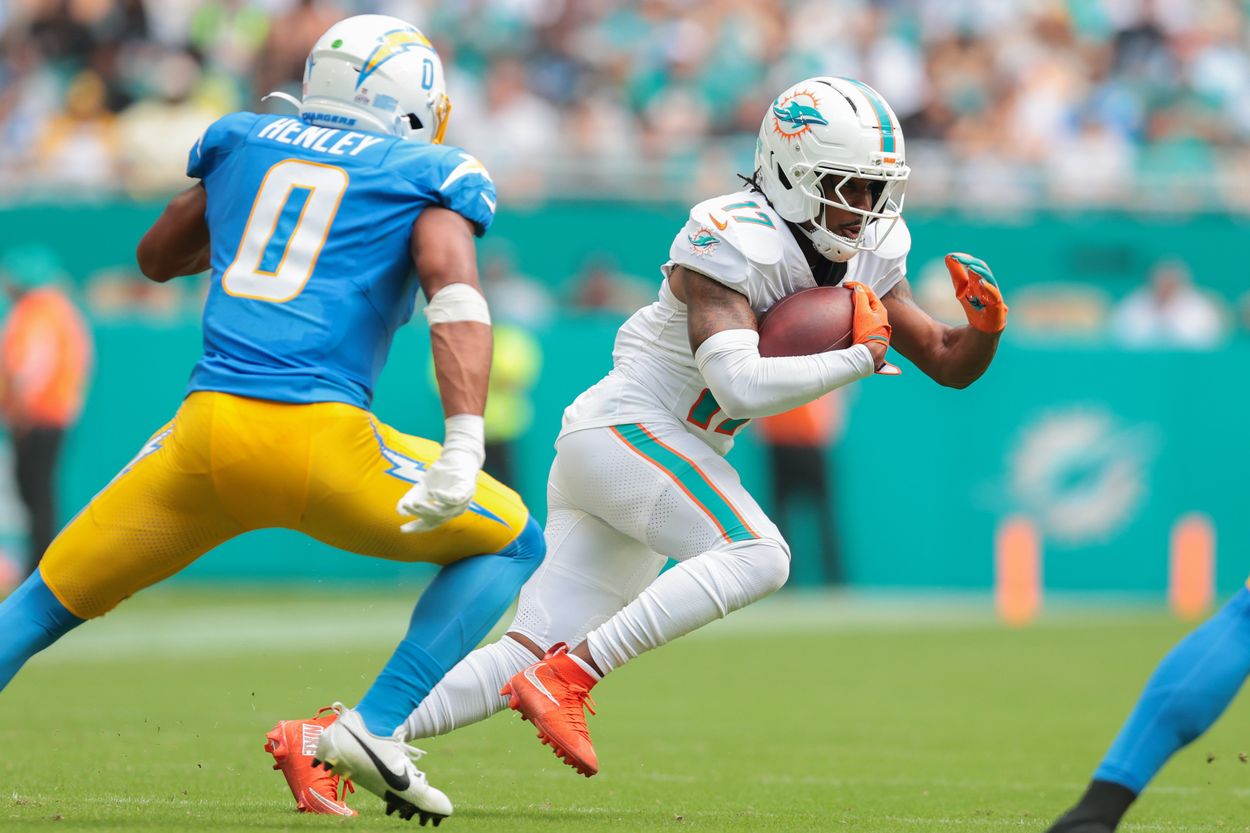 NFL: Los Angeles Chargers at Miami Dolphins, jaylen waddle, new york giants NFL: Los Angeles Chargers at Miami Dolphins, jaylen waddle, new york giants