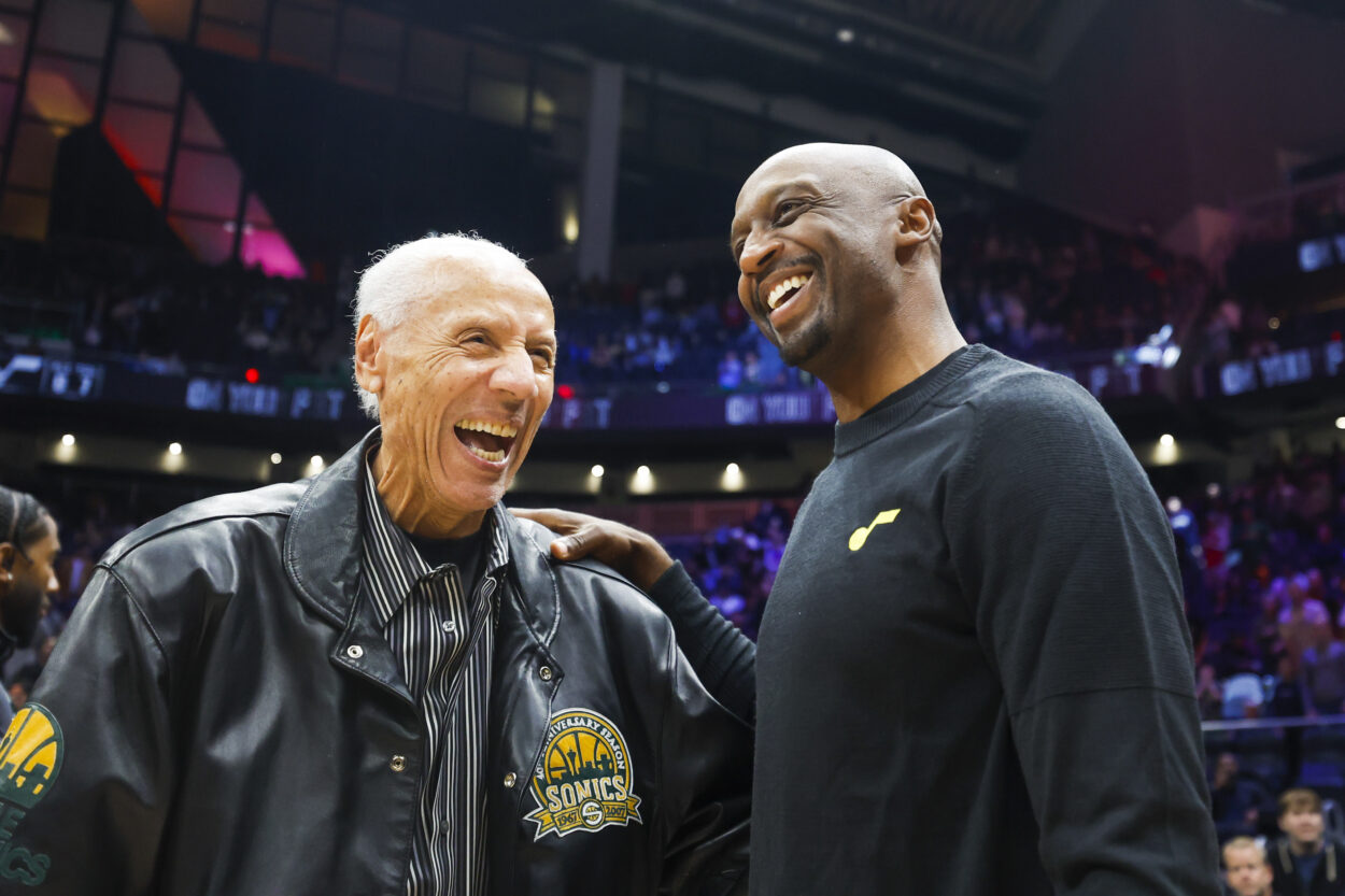 NBA: Preseason-Utah Jazz at Los Angeles Clippers