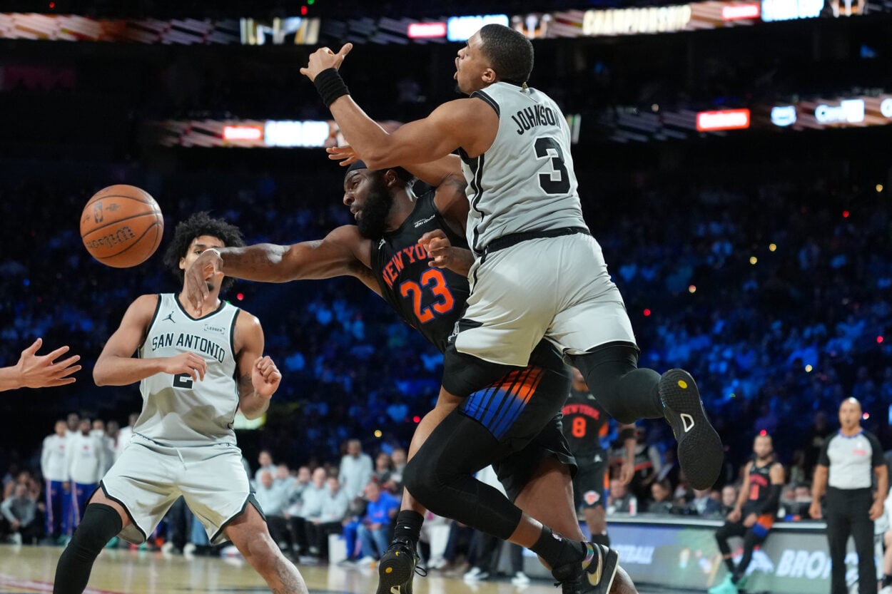 NBA: Emirates Cup Championship-San Antonio Spurs at New York Knicks