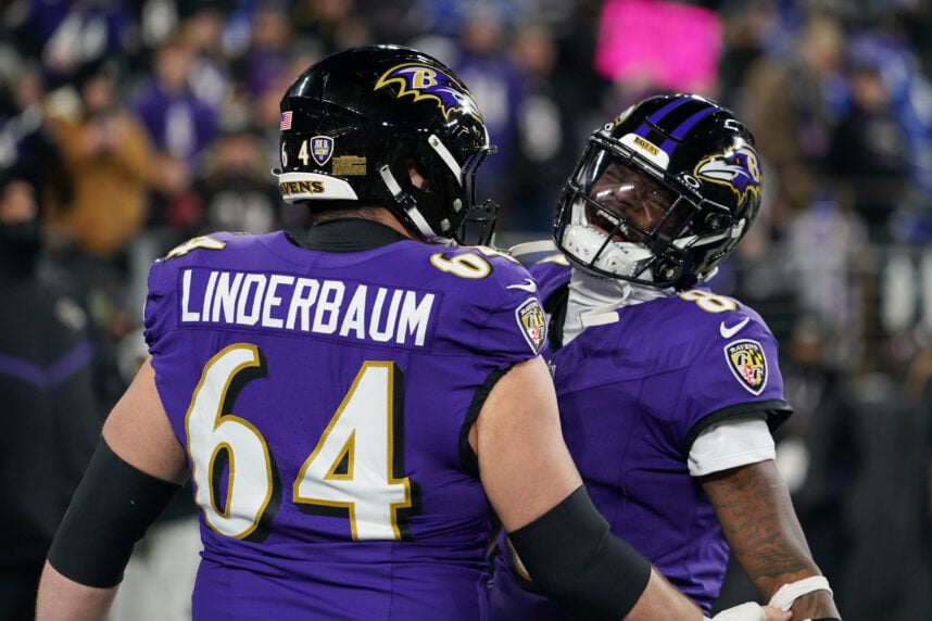 Tyler Linderbaum, giants, NFL: AFC Wild Card Round-Pittsburgh Steelers at Baltimore Ravens